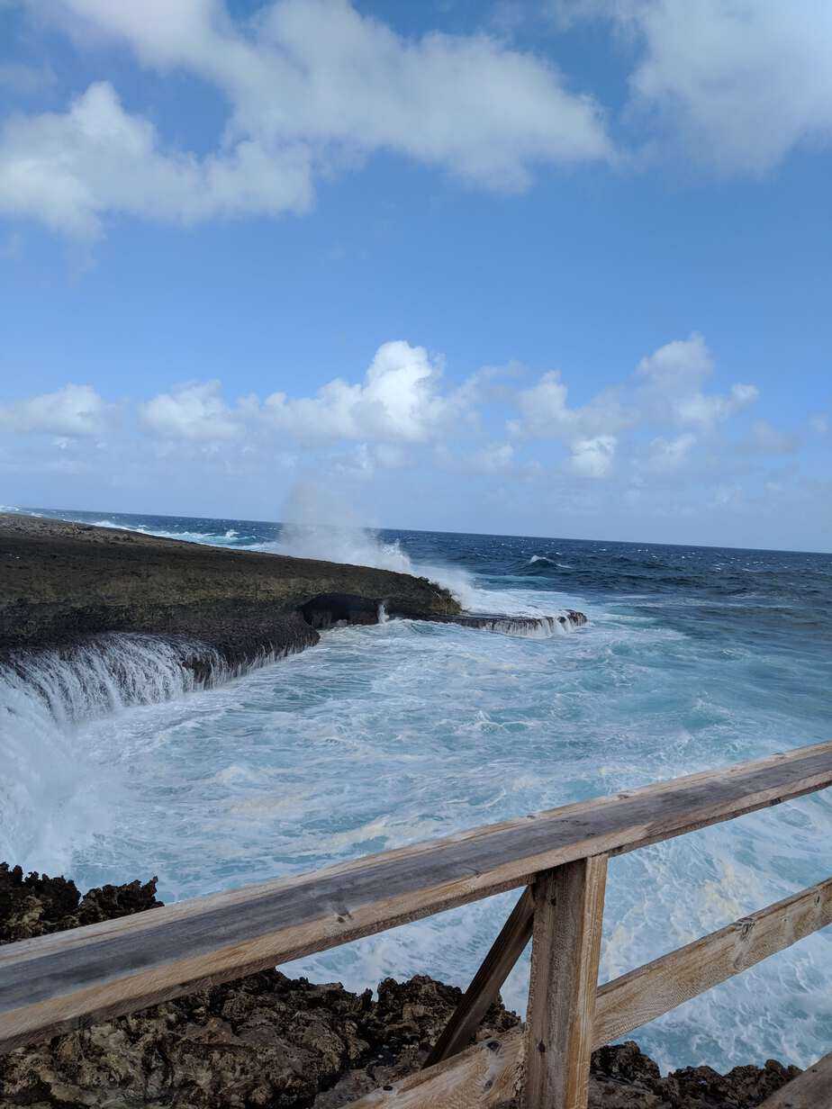 Crazy Waves in Curacao